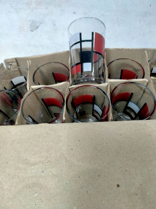 Продам новую посуду