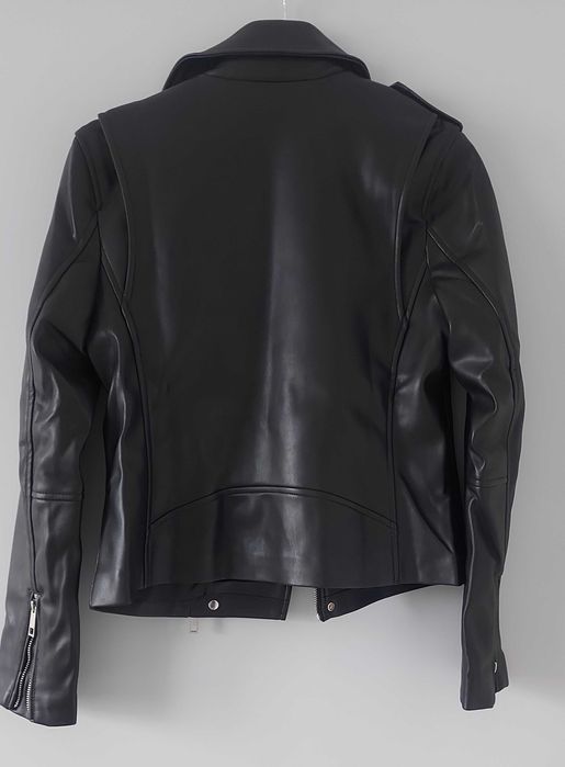 НОВО! Дамско яке MANGO.