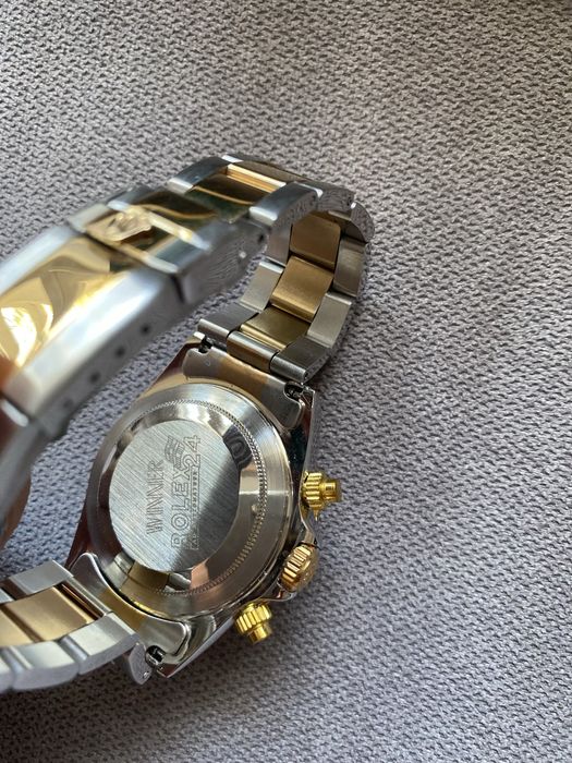 Два модела Rolex Daytona Cosmograph