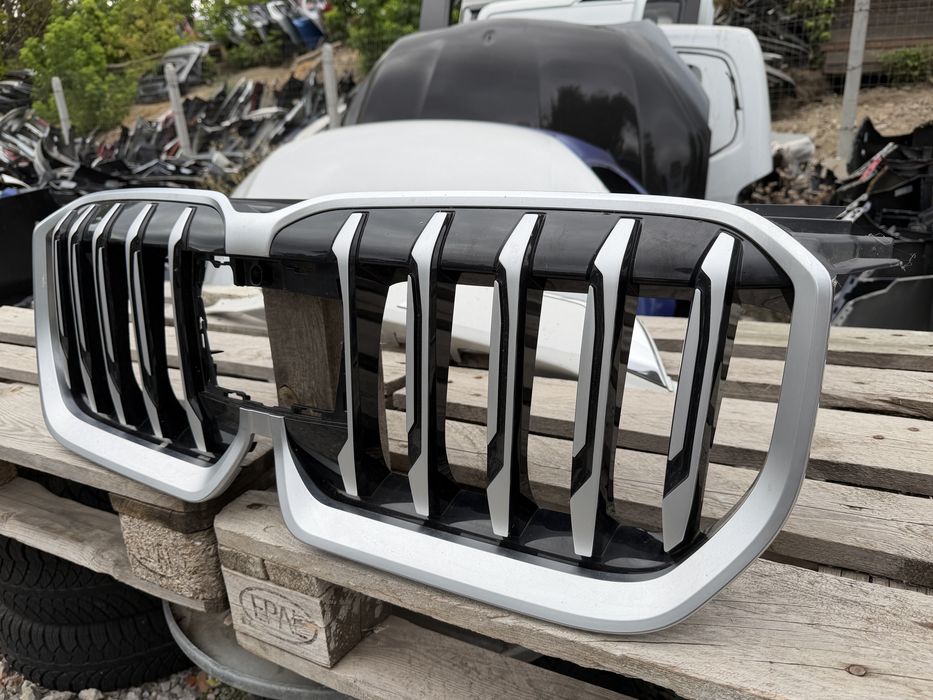 Решетка BMW X1 U11/U12