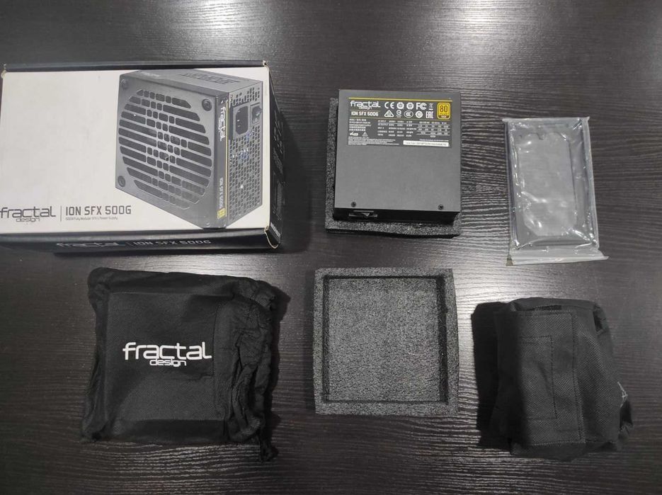 Модульный блок питания Fractal Design Ion SFX-L 500G. Gold. 500W