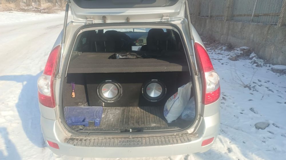 ВАЗ 2171 Лада Приора,универсал.