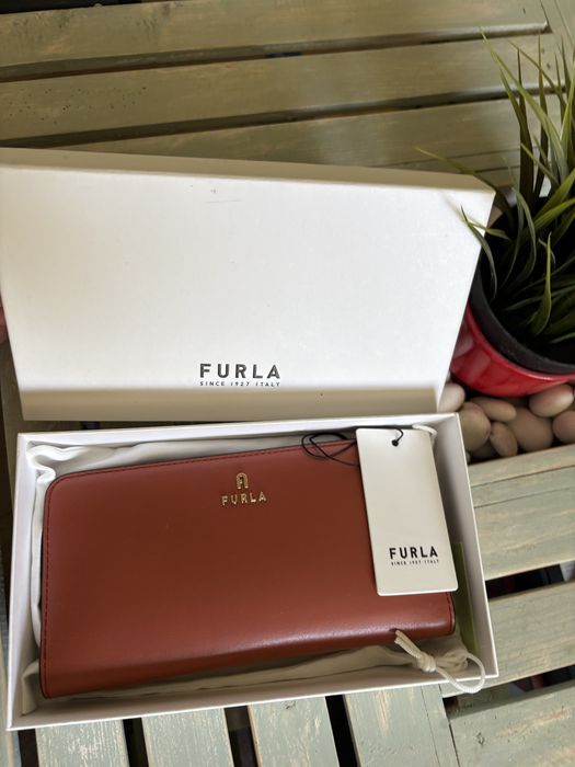 FURLA  нов  дамски