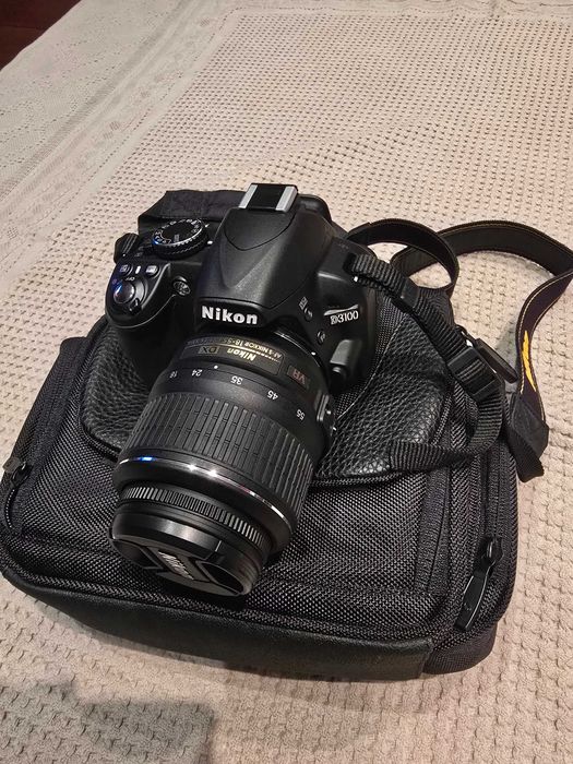 Aparat foto DSLR Nikon D3100 , Obiectiv AF-S 18-55mm 1.3.5-5.6 G