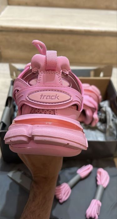 Balenciaga track roz