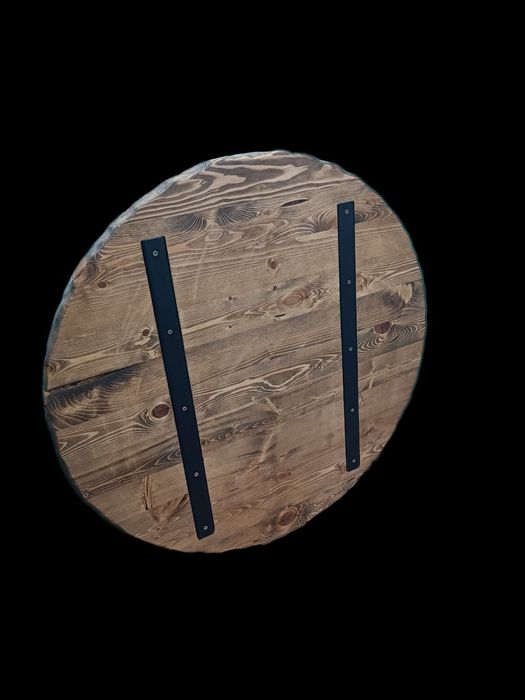 Трапезна маса от масив