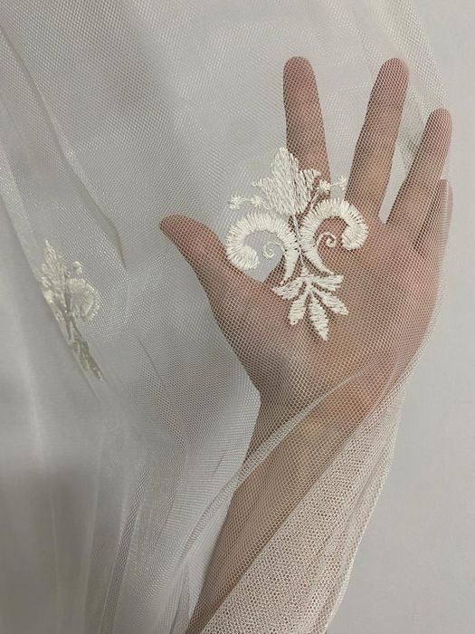 Тюль и шторы в отличном состоянии