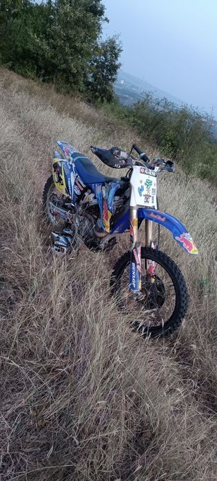 Yamaha yzf   250.  an fabricatie  2009