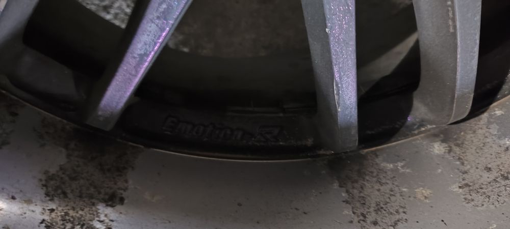 Продам Диски R18
