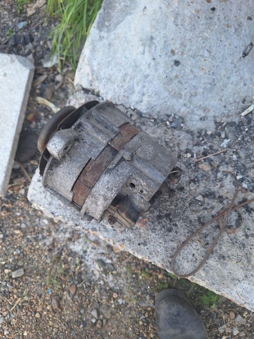 Продам генератор уаз