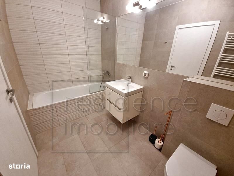 Apartament modern cu 3 camere, Semicentral, zona The Office+Garaj