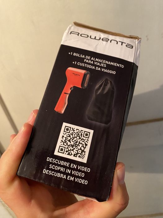 Rowenta Aparat de calcat vertical Rowenta DR2024 Pure Pop
