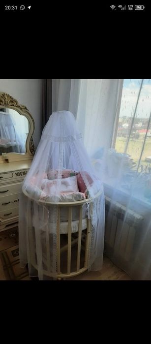 Детская кроватка
