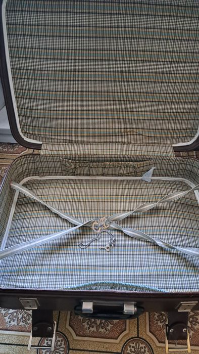 Чемоданы  С С С Р