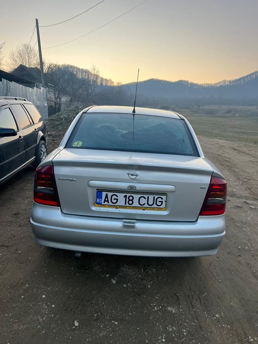 Vând schimb Opel asta g 2003 1.6 16v