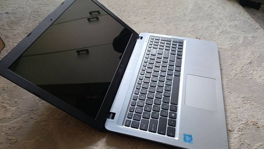 Продам ноутбук ASUS