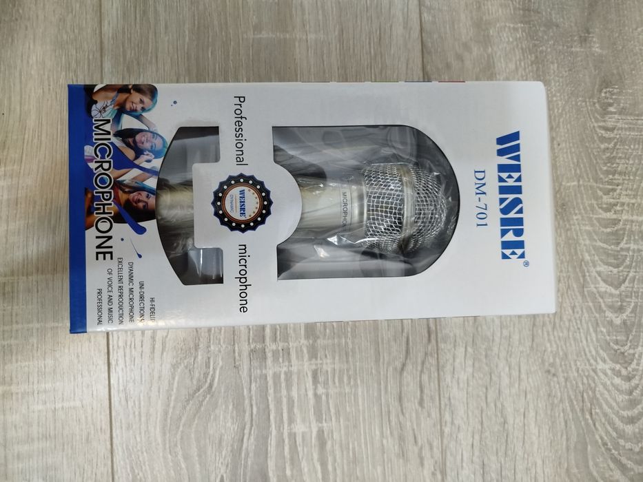 Микрофон в упаковке