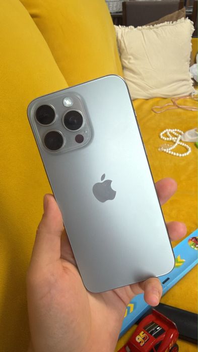 Продам iphone 15 pro max