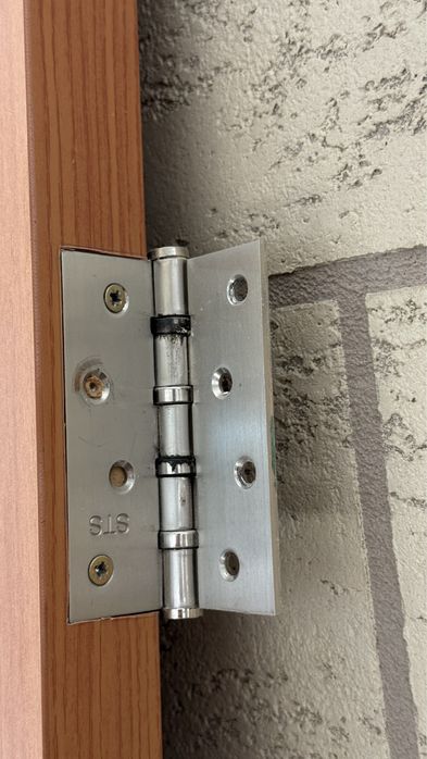 продам дверь в хорошем состоянии