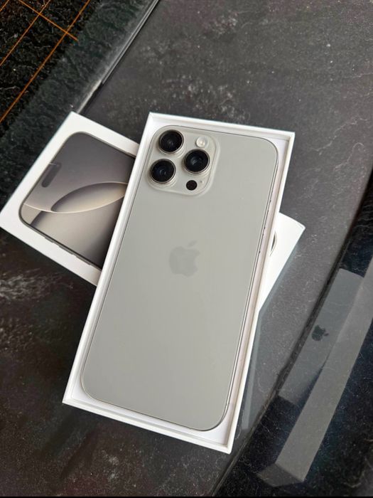 Vand iphone 16 pro in stare perfecta nou nout