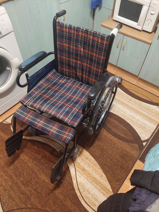 Инвалидна количка - Чисто нова