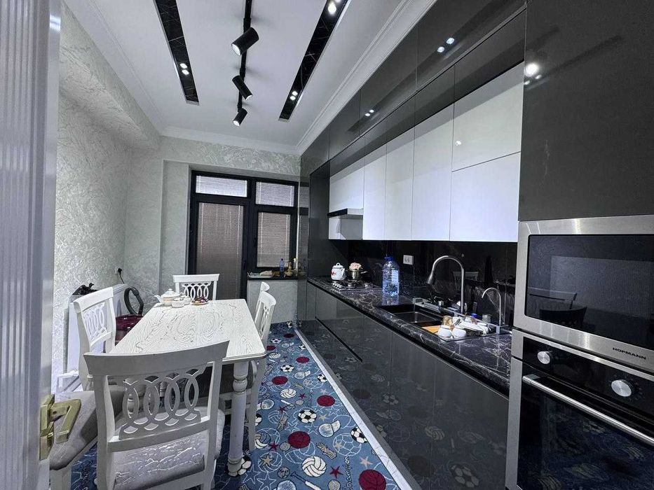 2 хоналик квартира 7 кават янги лифтлик дом, голубой экран