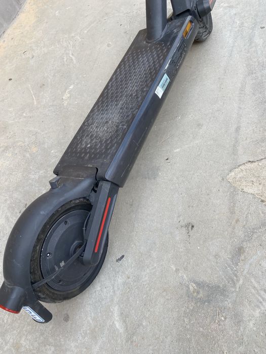 Trotineta nave in stare ff buna pt mai multr detalii sunati la nr de t