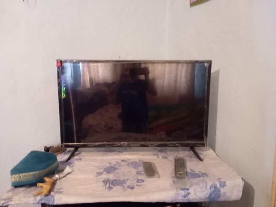 Продам телевизор с приставкой