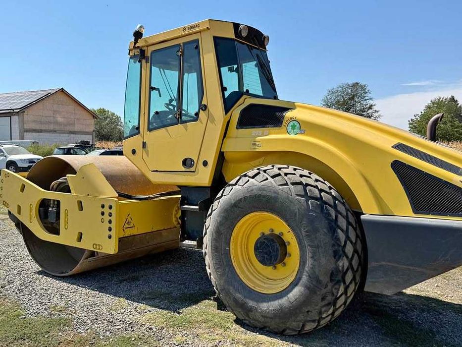 Cilindru compactor BOMAG