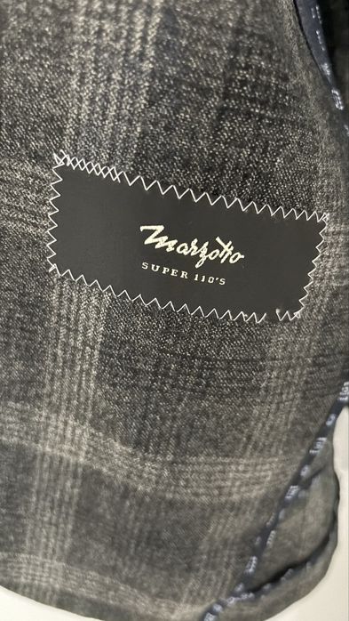 Продам педжак BAUMLER оригинал