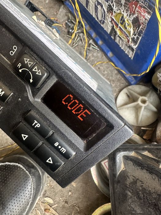 Штатная магнитола БМВ Е34