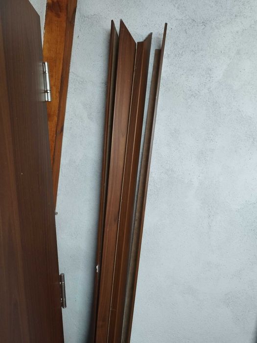 Интериорна врата