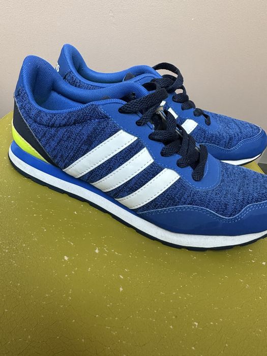 Маратонки adidas neo