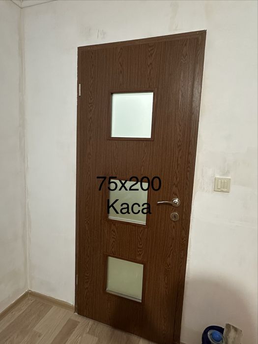 Интериорни врати