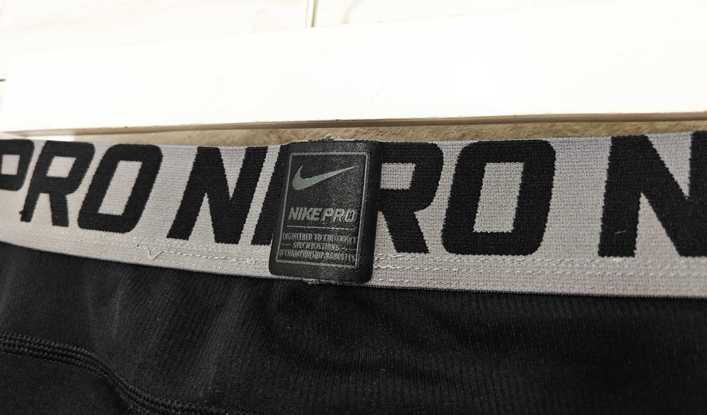 NIKE Pro  Оригинален клин за момче размер 158 - 170 см / 15 - 16 г