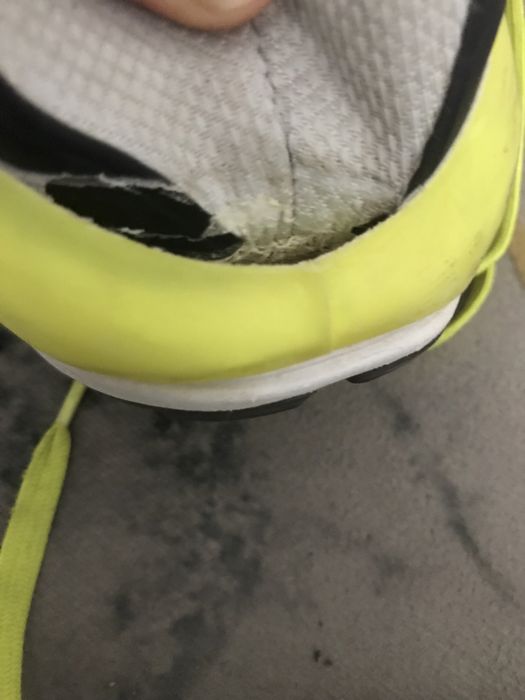 Кроссовки Адидас