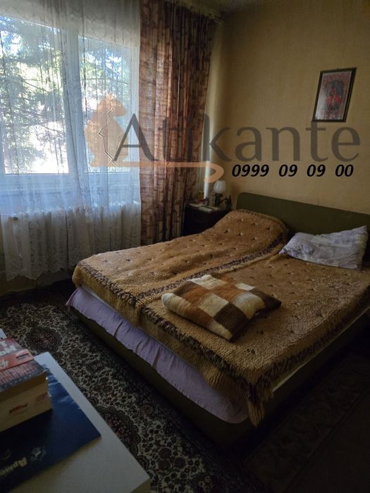 Продава се Тристаен апартамент в София, Гоце Делчев - 87 кв.м за 2052 €/кв.м - Снимка #11