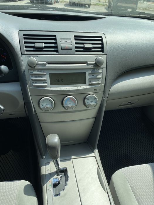Toyota camry 2011