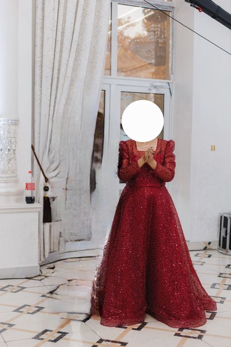 Вечерное Шикарное  платье.