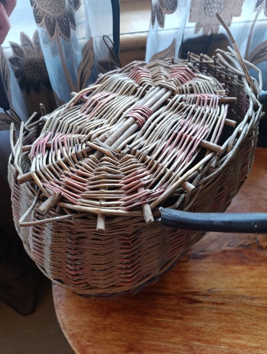 Скидка!Срочно продам плетёную корзинку