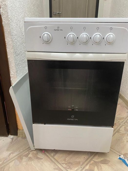 Продам газовую плиту