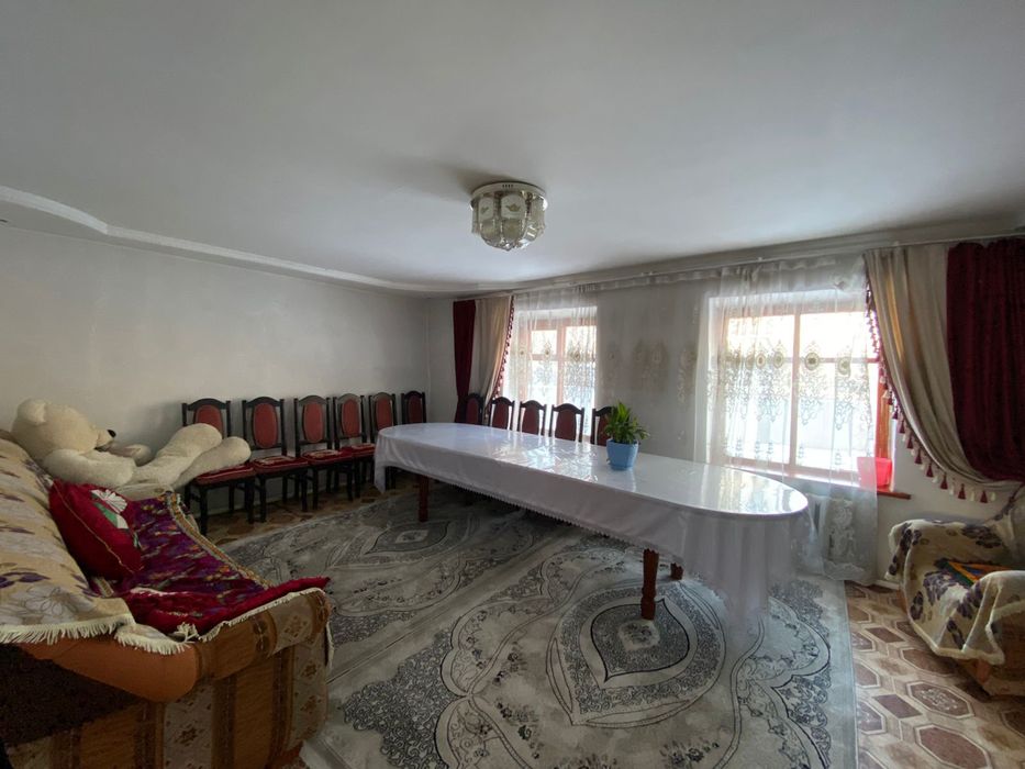 Продается дом с большим участком