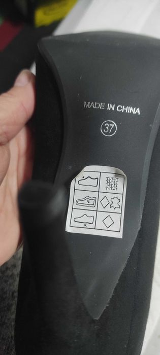 Дамски черни обувки