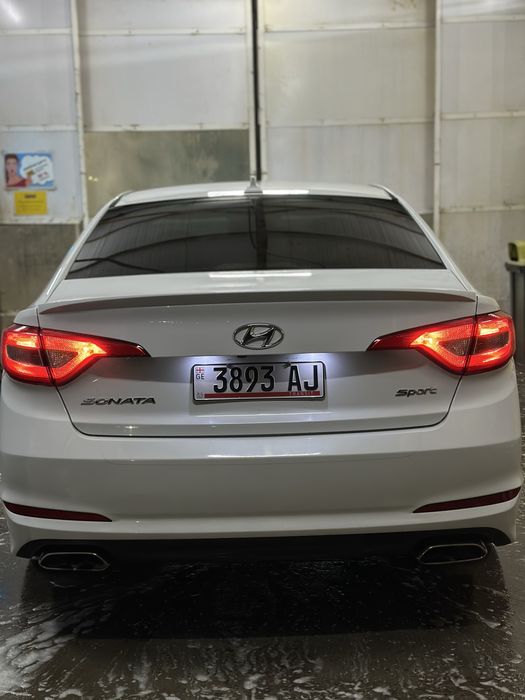 Hyundai Sonata LF