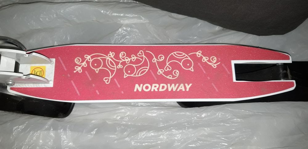 Продам самокат- снегокат Nordway.