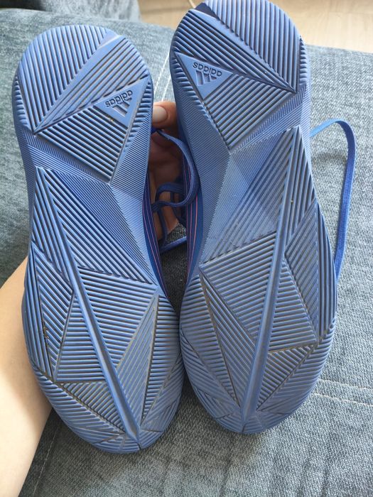 Бутсы футбольные