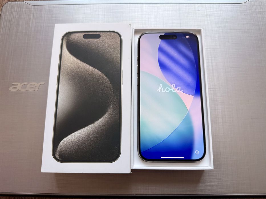 iPhone 15 Pro 256GB Natural Titanium в отлично състояние