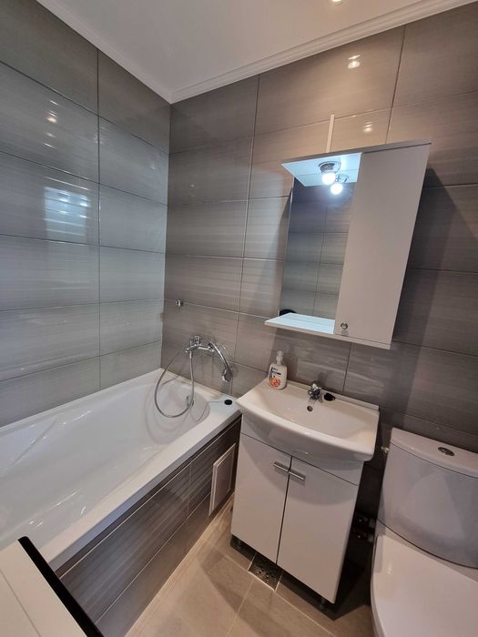 Proprietar inchiriez 2 camere