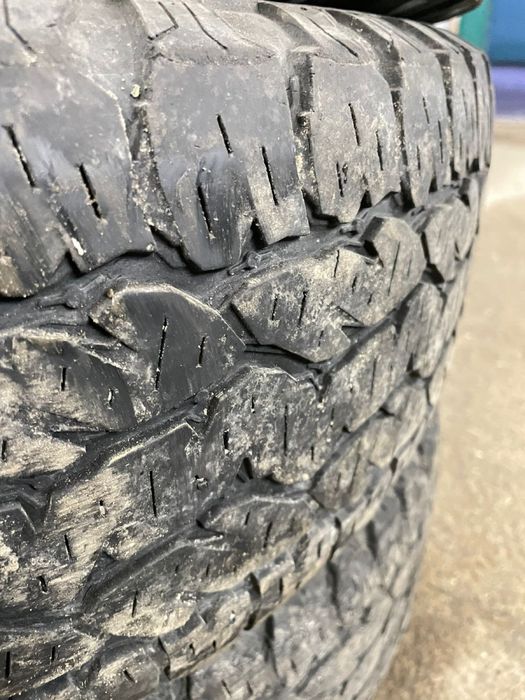 Продам шины 225/70/16