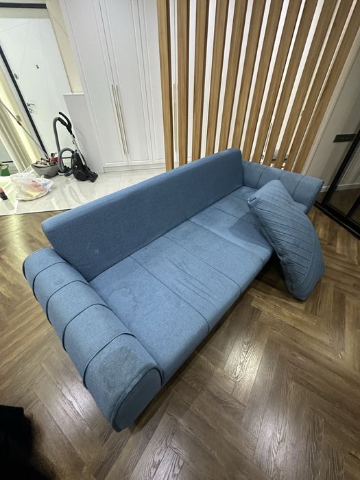 Продам диван быстрым скидка